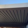 Bioklimatinė pergola su nuolaida