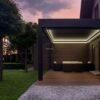 Tamsi bioklimatinė tradicinė pergola su apšvietimu namo terasoje