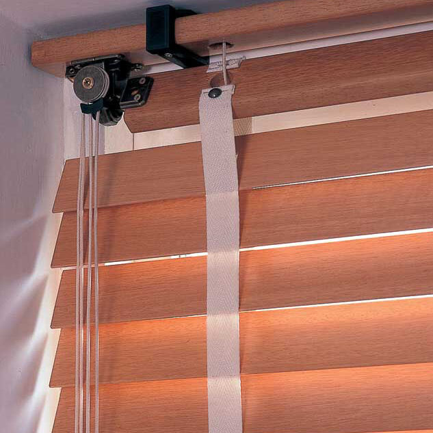 Classic wooden blinds mechanism Classic wooden blinds mechanism