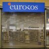 Eurokos vitrina su pakeliamomis grotomis