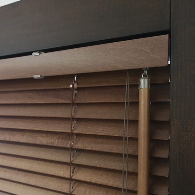 Standard wooden blinds mechanism Standard wooden blinds mechanism